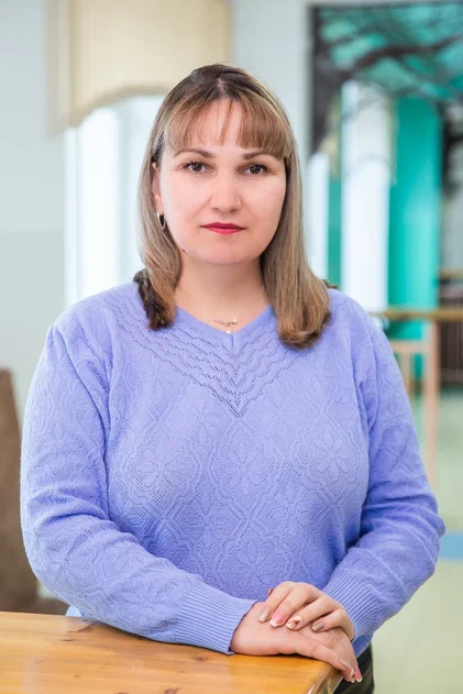 Хомякова Инна Владимировна.